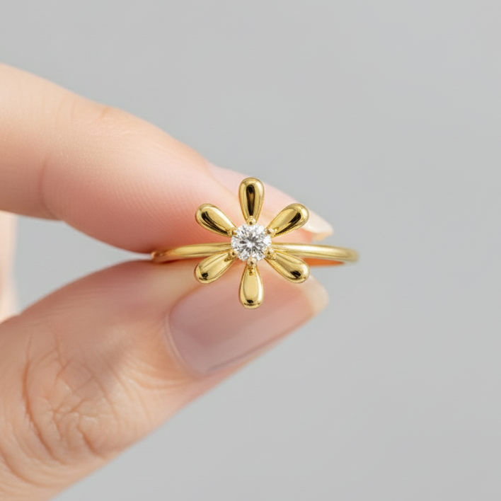 14K Solid Gold Flower Design Fashion Diamond Ring